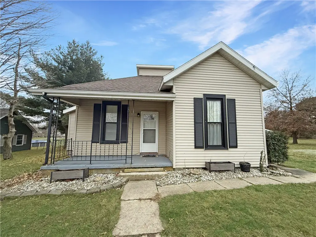 520 W Lincoln Street, Westfield, IL 62474 - #1