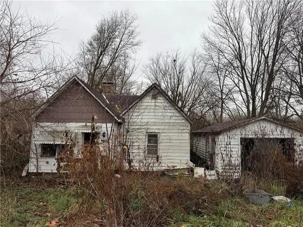 4070 1494 East Road, Ridgefarm, IL 61870