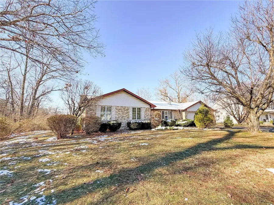 17383 N Hummingbird Lane, Marshall, IL 62441 - Image #2