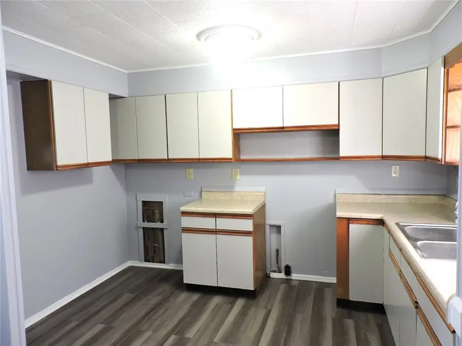 602 Fairlawn Avenue, Danville, IL 61832 - Image #2