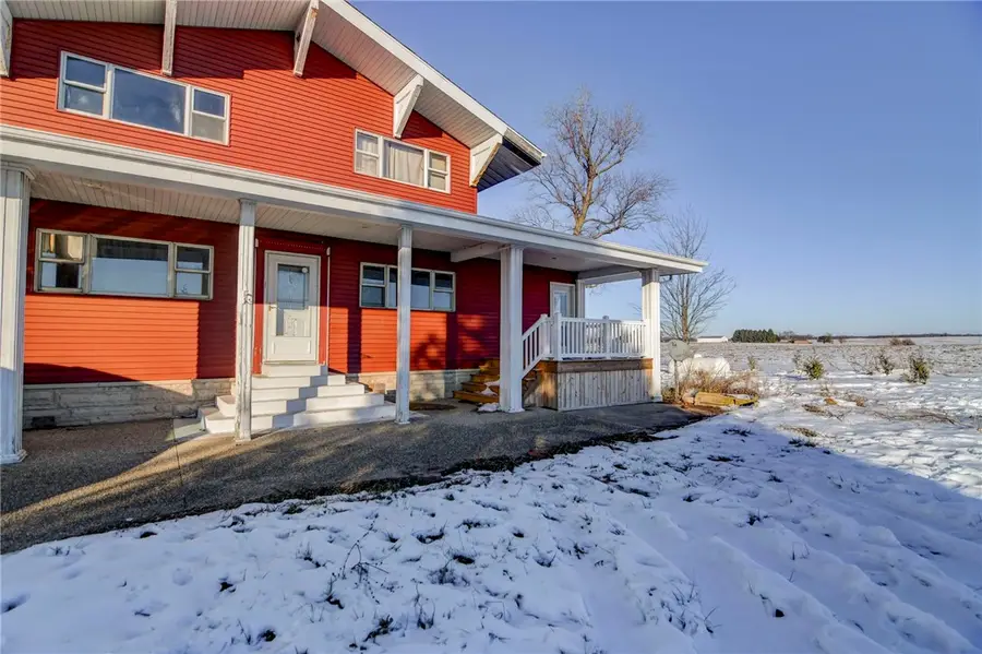 3733 East Road, Clinton, IL 61727 - Image #2