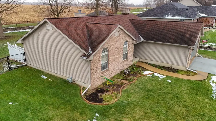 3121 Cobblestone Lane, Danville, IL 61832 - Image #3