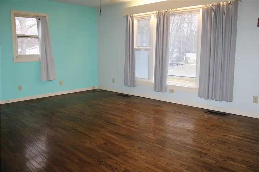 505 W North 4th Street, Shelbyville, IL 62565 - Image #3