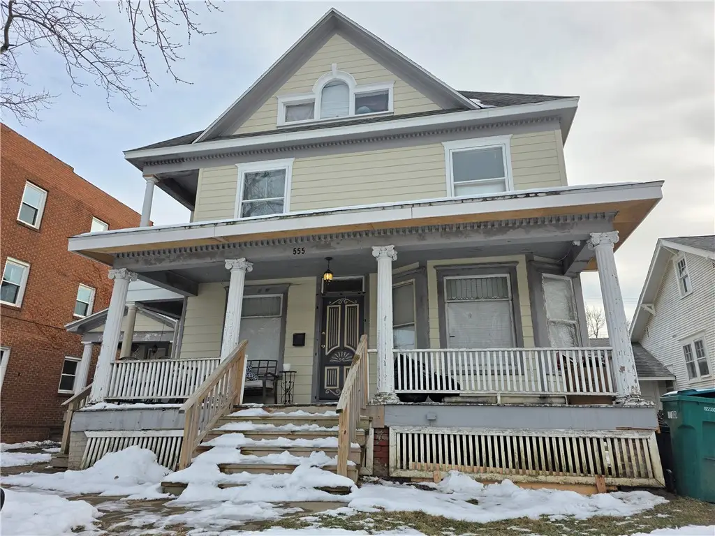 555 W Main Street, Decatur, IL 62522 - Image #1