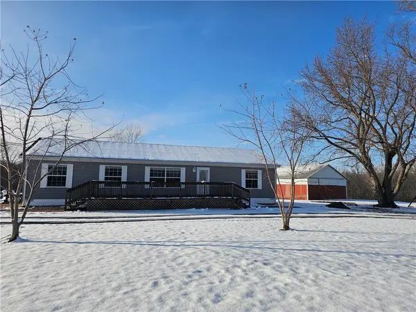 947 County Road 2100e, Greenup, IL 62428