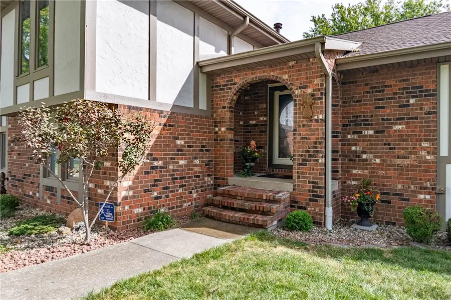 4316 Leonore Drive, Decatur, IL 62526 - Image #2