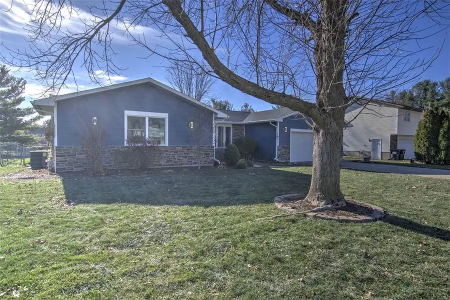 339 Ventura Drive, Forsyth, IL 62535 - Image #2