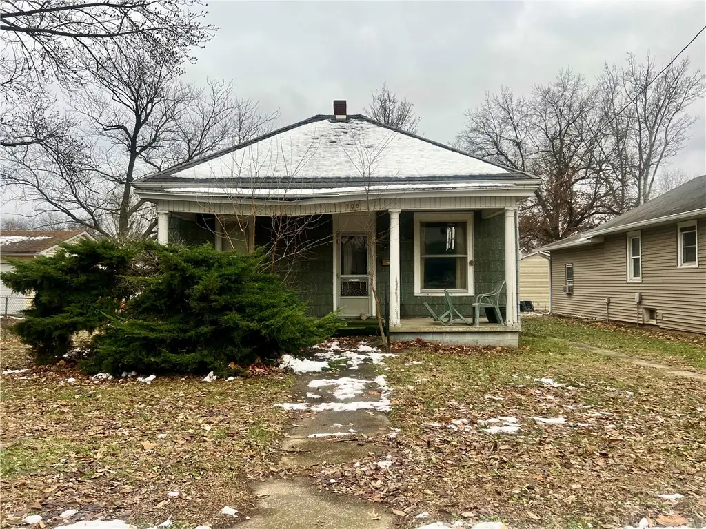 708 Franklin Street, Taylorville, IL 62568 - Image #1