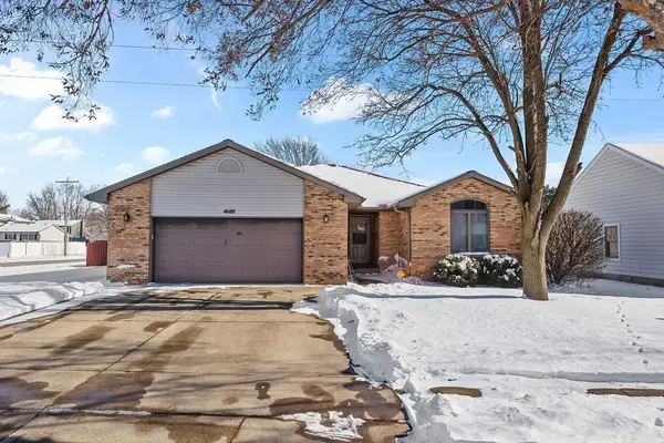 4688 Mission Drive, Decatur, IL 62526