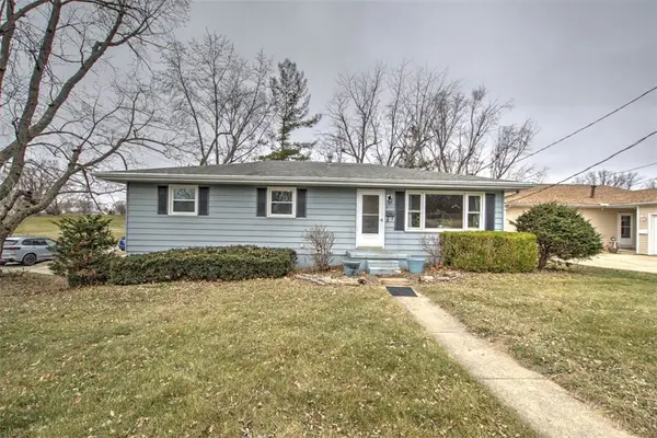2105 N Summit Avenue, Decatur, IL 62526