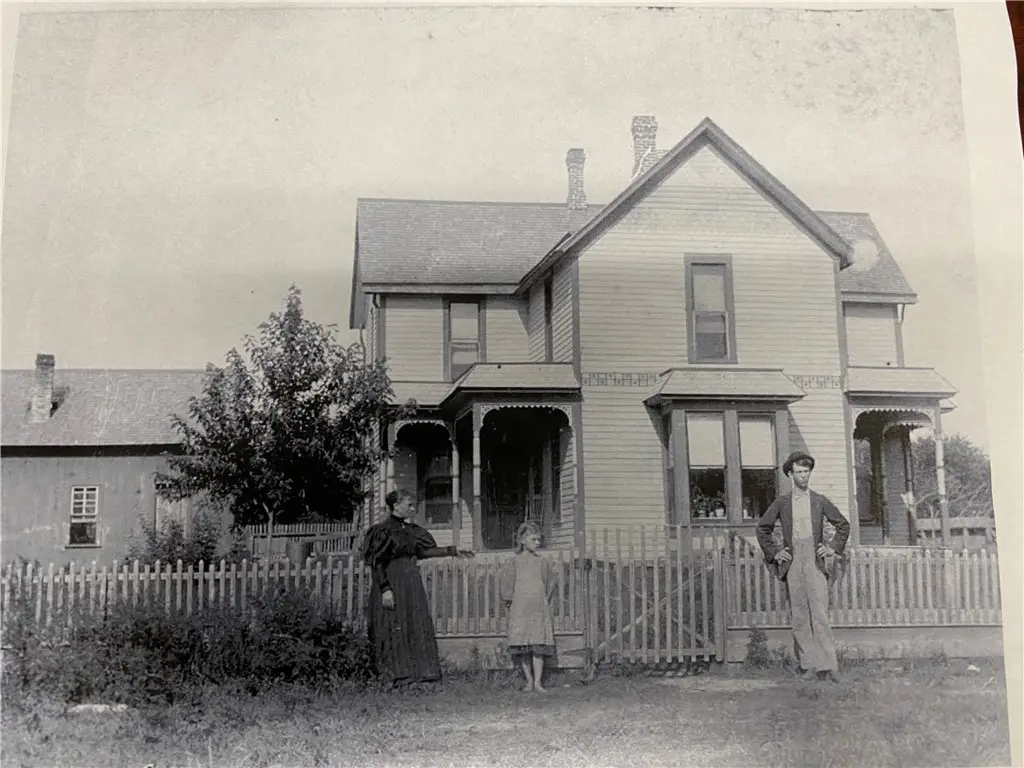 859 North County Road 1520e, Lerna, IL 62440 - Image #1