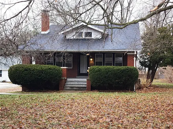 290 E Maryland Heights Road, Decatur, IL 62526