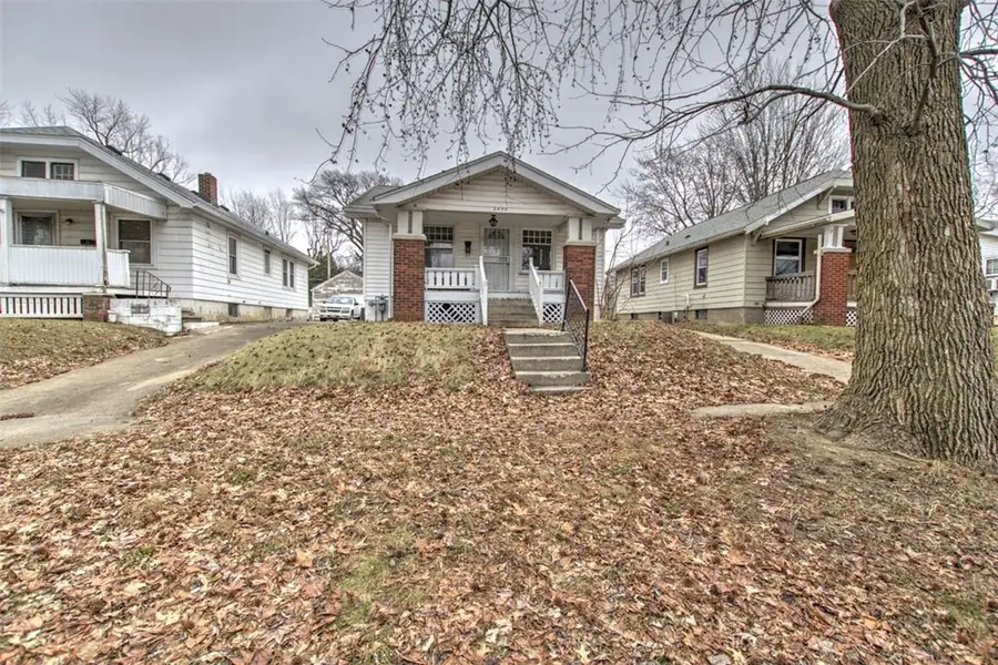 2050 College Street, Decatur, IL 62526 - Image #2