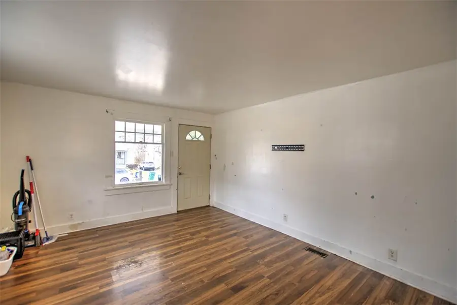 2050 College Street, Decatur, IL 62526 - Image #3