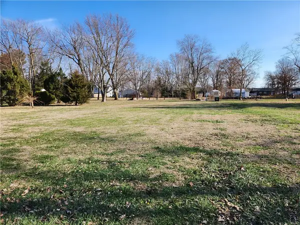 Kennedy Avenue, Pana, IL 62557