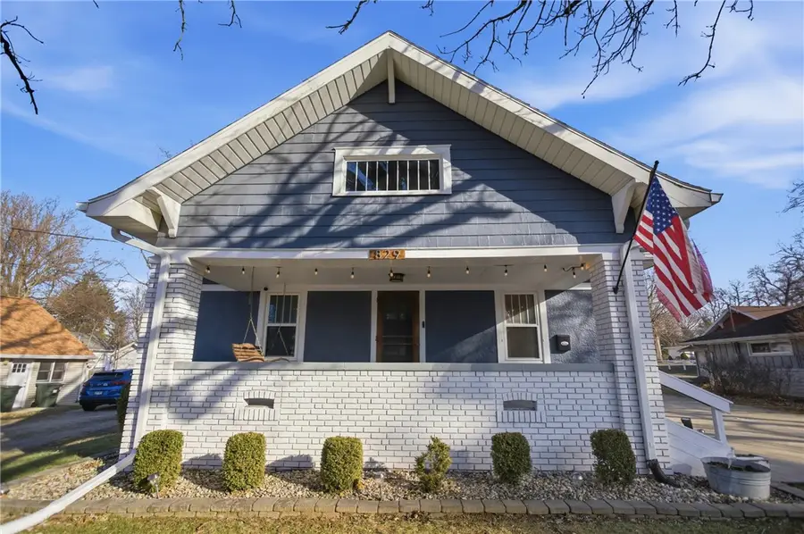 829 10th Street, Charleston, IL 61920 - Image #2