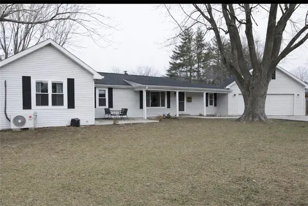 3028 N County Road 150e Road, Mattoon, IL 61938