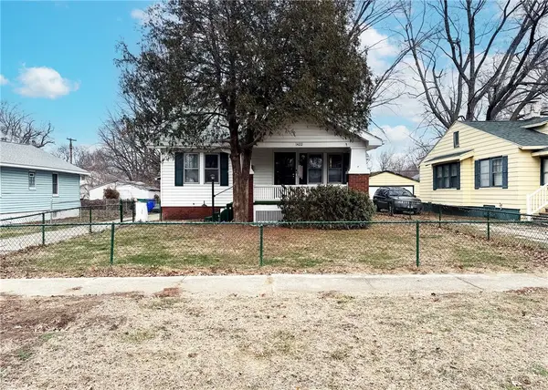 1422 E Sedgwick Street, Decatur, IL 62521