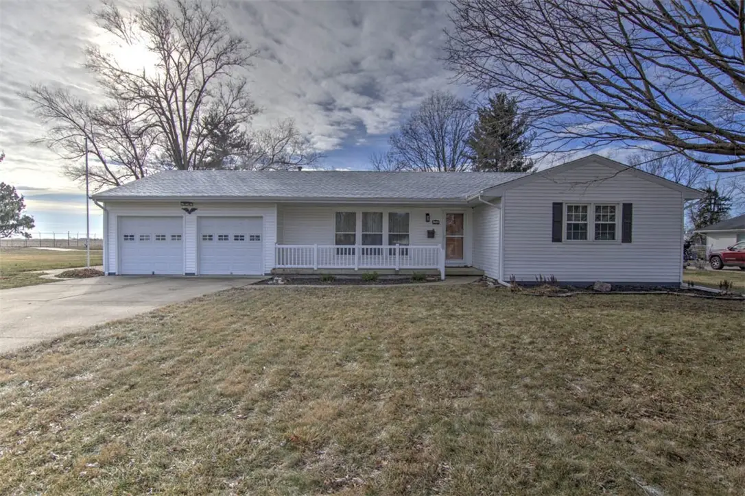 295 N Country Club Road, Decatur, IL 62521 - Image #1