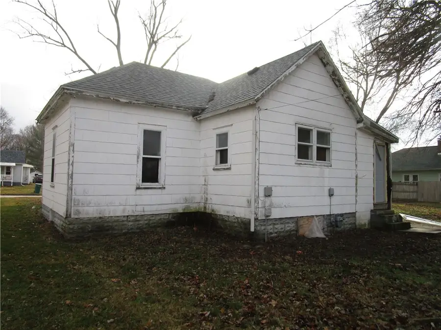405 S Maple Street, Pana, IL 62557 - Image #3