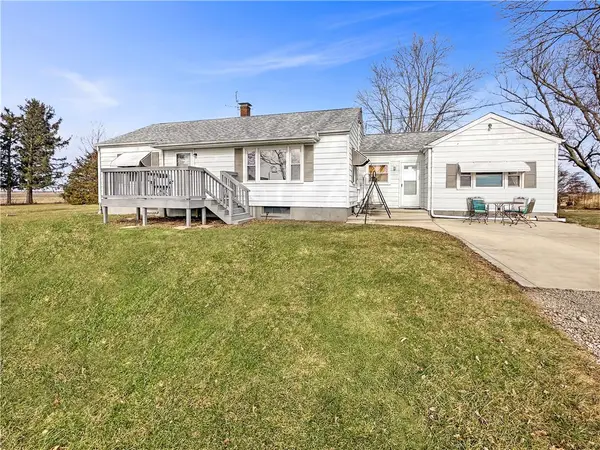 1680 Cr 900 N, Sullivan, IL 61951