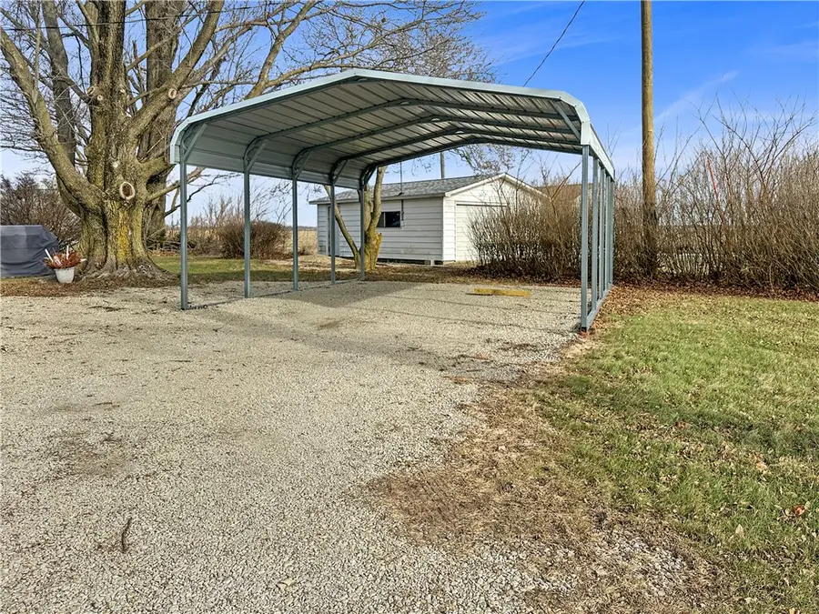 1680 Cr 900 N, Sullivan, IL 61951 - Image #3