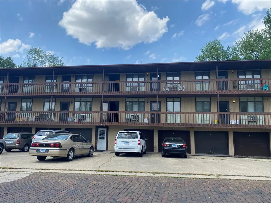 1301/1305 Lafayette Avenue, Mattoon, IL 61938 - Image #2