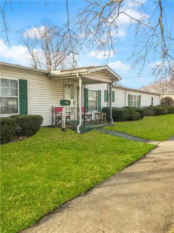 521 S 17th Street, Mattoon, IL 61938 - Image #2