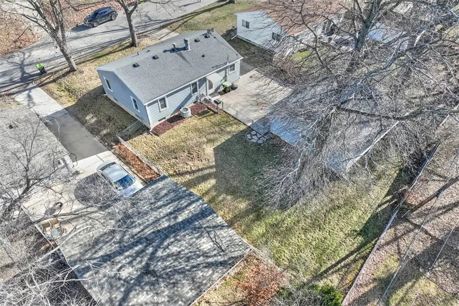 15 4th Drive, Decatur, IL 62521 - Image #3