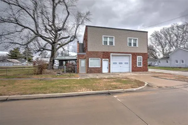 202 W South Street, Oreana, IL 62554