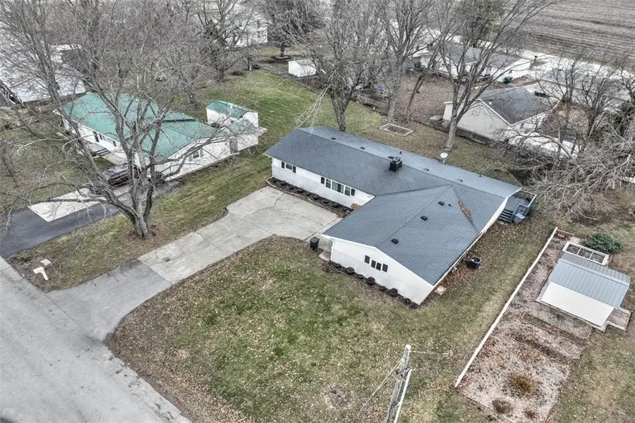 414 W Crea Street, Cerro Gordo, IL 61818 - Image #3