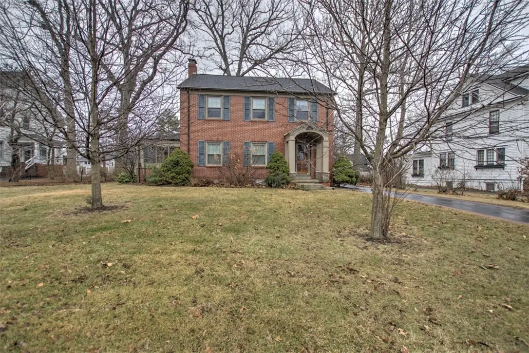 160 N Oakcrest Avenue, Decatur, IL 62522 - Image #1