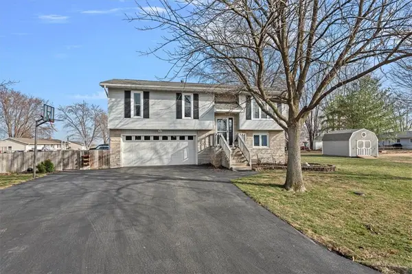 51 Cardinal Drive, Bethany, IL 61914