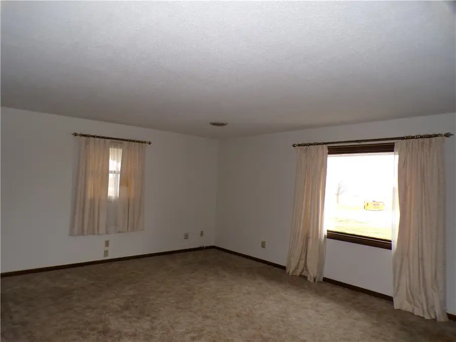 199 Cr 1500n, Bethany, IL 61914 - Image #3