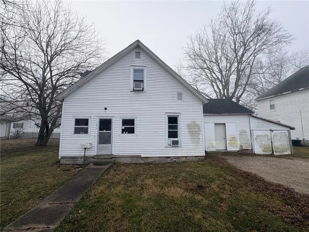 223 Montgomery Street, Niantic, IL 62551 - Image #1