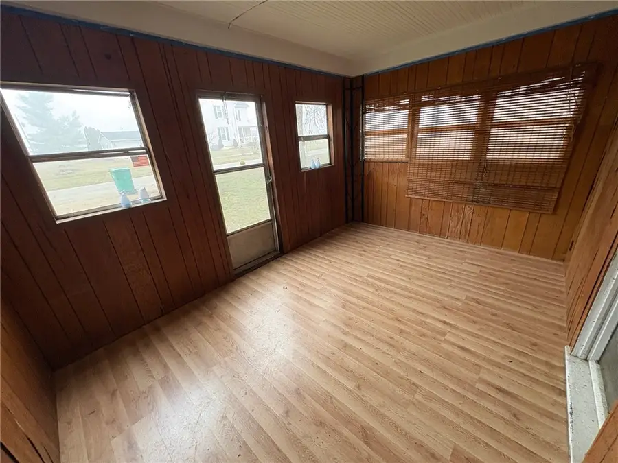 223 Montgomery Street, Niantic, IL 62551 - Image #3