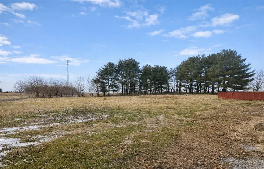 9581 Il Hwy 16, Paris, IL 61944 - Image #2