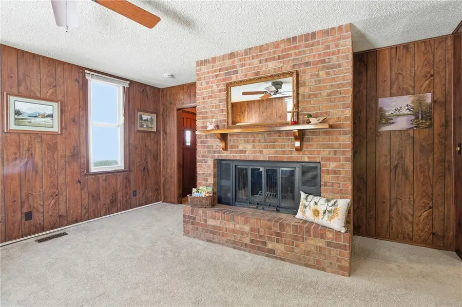 2644 N County Road 1800 E Road, Charleston, IL 61920 - Image #3