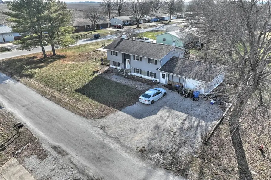 119 Kathy Court, Blue Mound, IL 62513 - Image #2