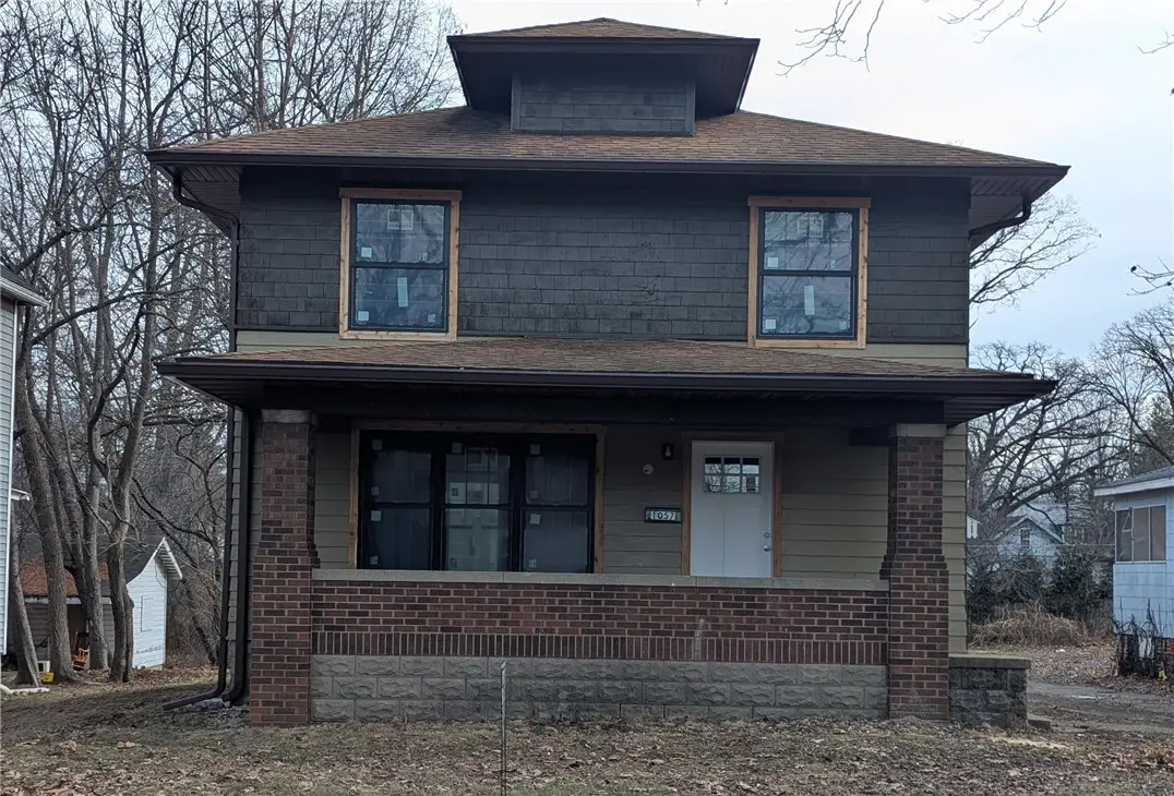 1057 7th Street, Charleston, IL 61920 - Image #1