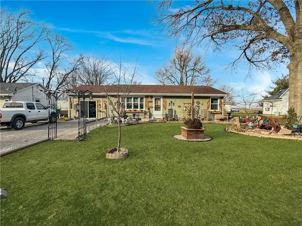 510 Ohio Avenue, Windsor, IL 61957