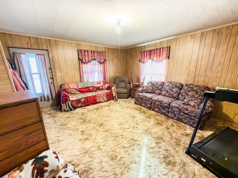 1314 Archer Avenue, Marshall, IL 62441 - Image #3