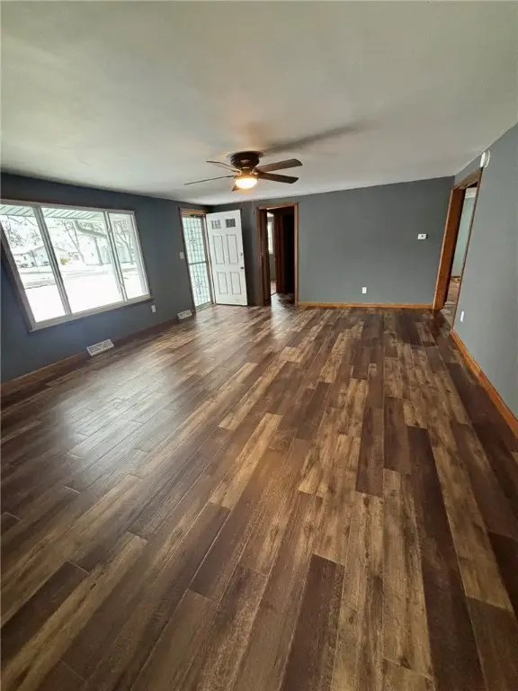 612 Ash Street, Edgewood, IL 62426 - Image #3