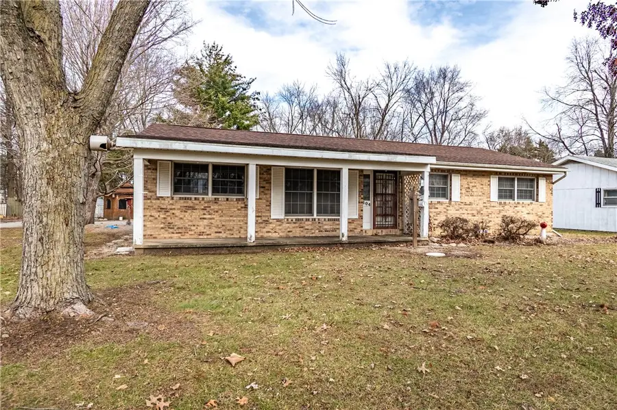 104 E Cedar Street, Ashmore, IL 61912 - Image #2