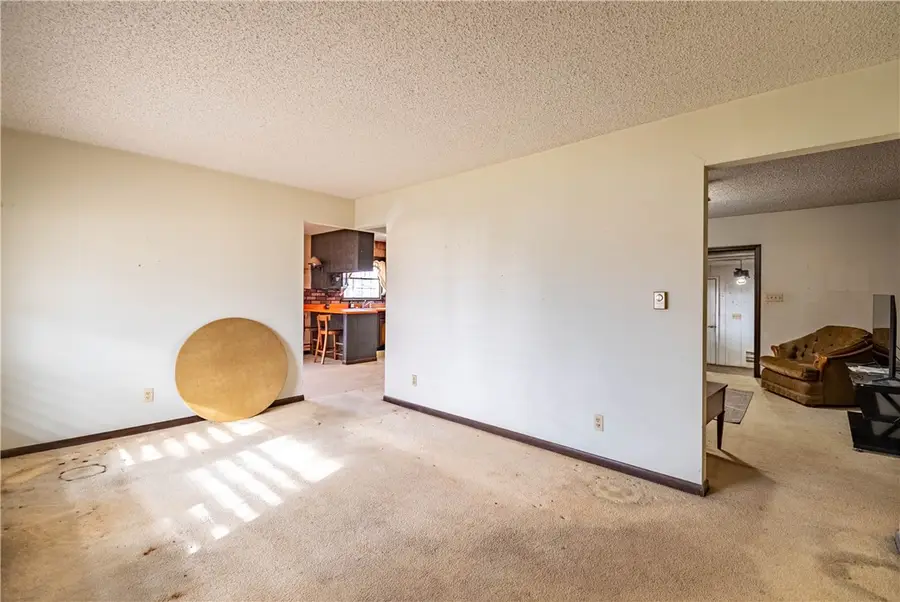 104 E Cedar Street, Ashmore, IL 61912 - Image #3