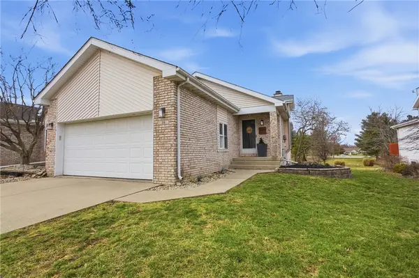 16 Yearling Court, Charleston, IL 61920