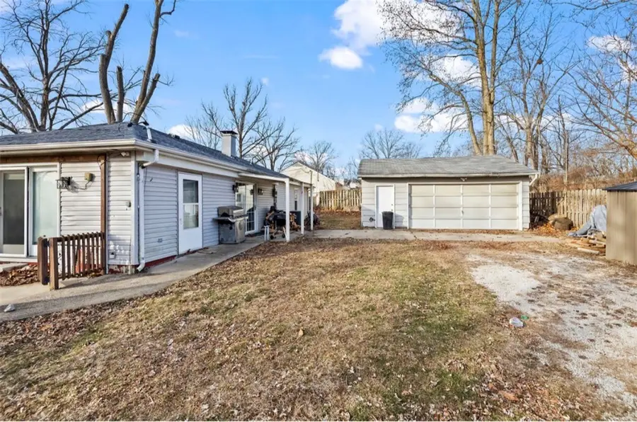 1316 W Sesom Drive, Decatur, IL 62521 - Image #3