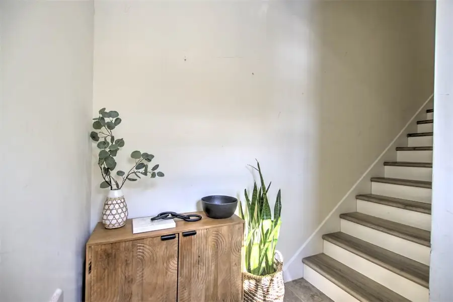 3742 Thornhill Circle #3742, Champaign, IL 61822 - Image #3