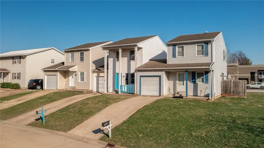 102 Illini Drive, Effingham, IL 62401 - Image #2