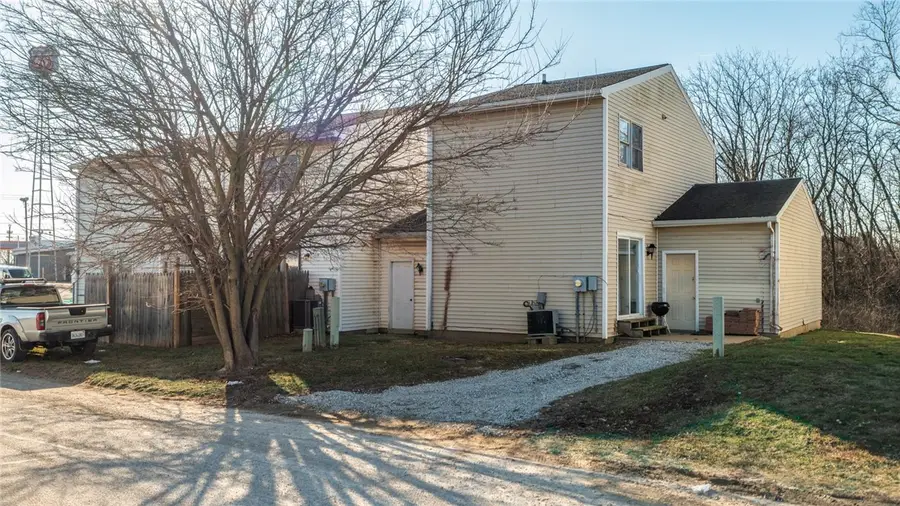 102 Illini Drive, Effingham, IL 62401 - Image #3